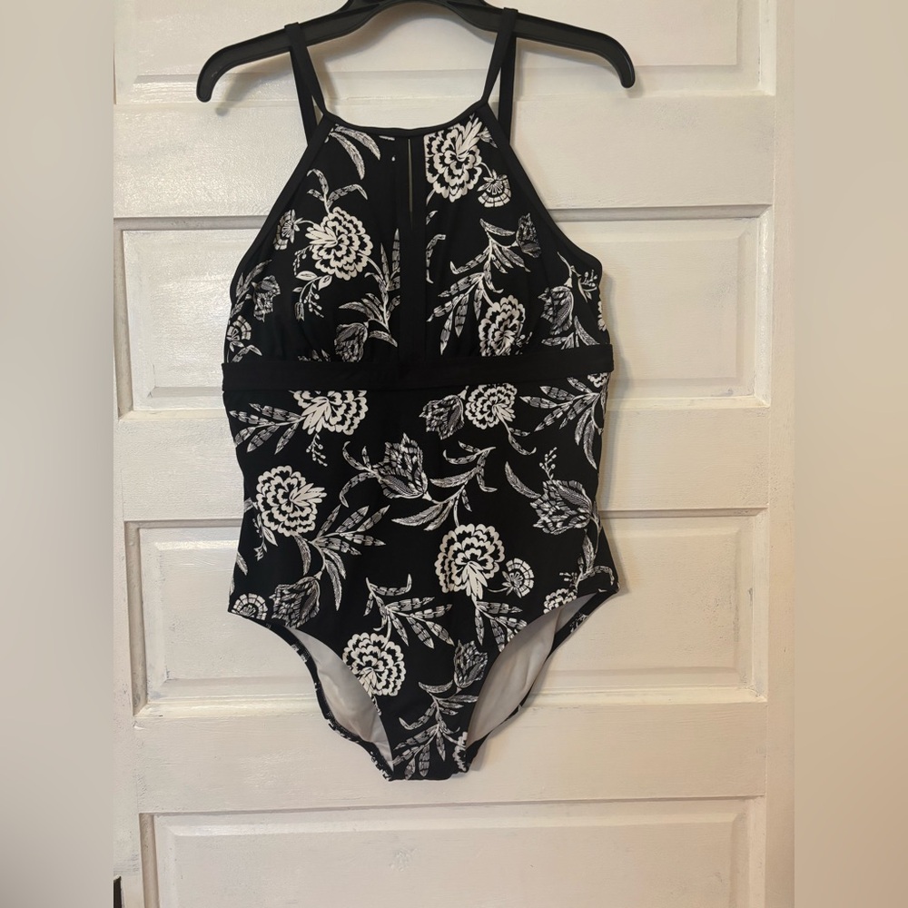 Black and White Floral Swimsuit
